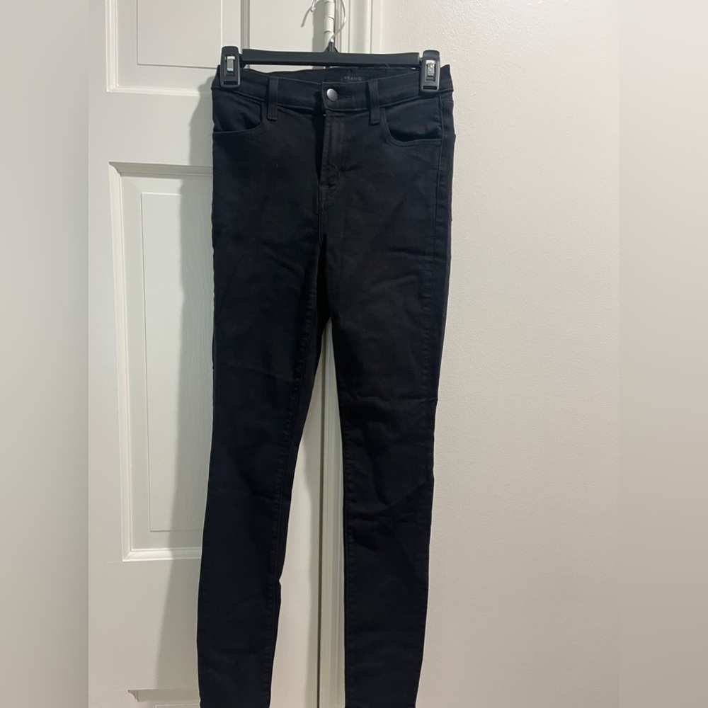 J BRAND ~ black skinny jeans